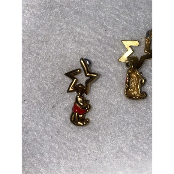 Vintage Thinking Winnie The Pooh Disney Dangle Earrings Gold Tone Shooting Star - Picture 4 of 4